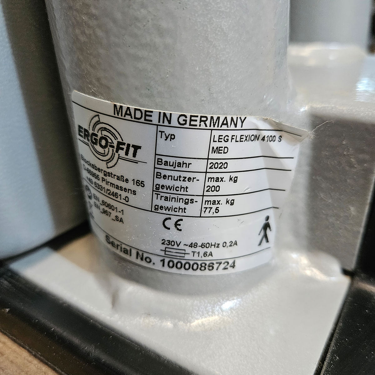 Ergo-Fit Leg Flexion 4100 S Med mit Display, Beinbeuger sitzend mit medizinischer Zulassung, MPG, Baujahr 2020, Rahmen Silber, gebraucht - überholter Zustand