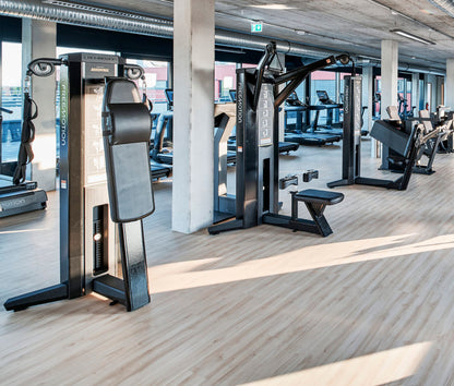 Freemotion Genesis Kraftgeräte Set, 10 Bilaterale Kabelzug Fitnessgeräte, Baujahr 2019 und 2020 - auch als Zirkel nutzbar, Made in USA - gebraucht - Neuwertiger Zustand