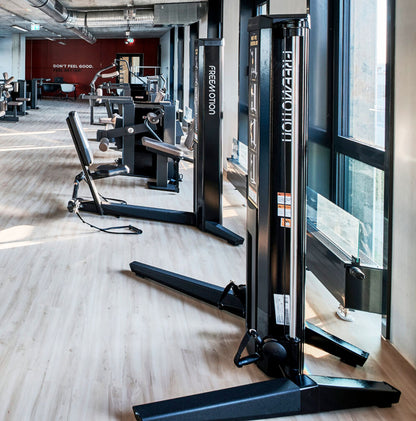 Freemotion Genesis Kraftgeräte Set, 10 Bilaterale Kabelzug Fitnessgeräte, Baujahr 2019 und 2020 - auch als Zirkel nutzbar, Made in USA - gebraucht - Neuwertiger Zustand