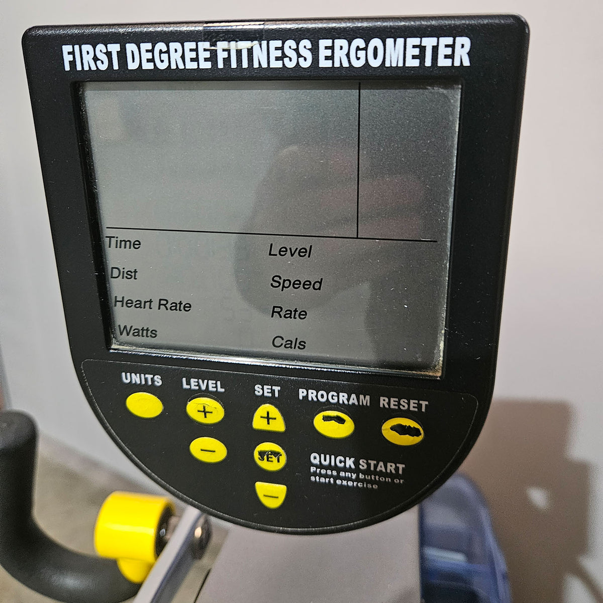 Technogym Multipower Multipresse geführt, Smith Machine, 50mm Scheibenaufnahme, Rahmenfarbe Schwarz, gebraucht - überholter Zustand
