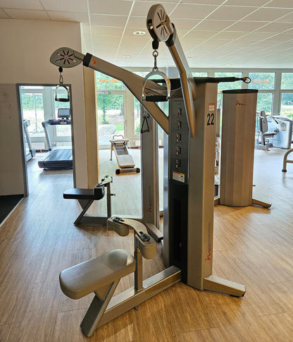 Freemotion Lat G620 - Latzug am Kabel, Lat Pulldown, Rücken Krafttrainingsgerät aus der Genesis Serie, Rahmenfarbe Silber, gebraucht - überholter Zustand