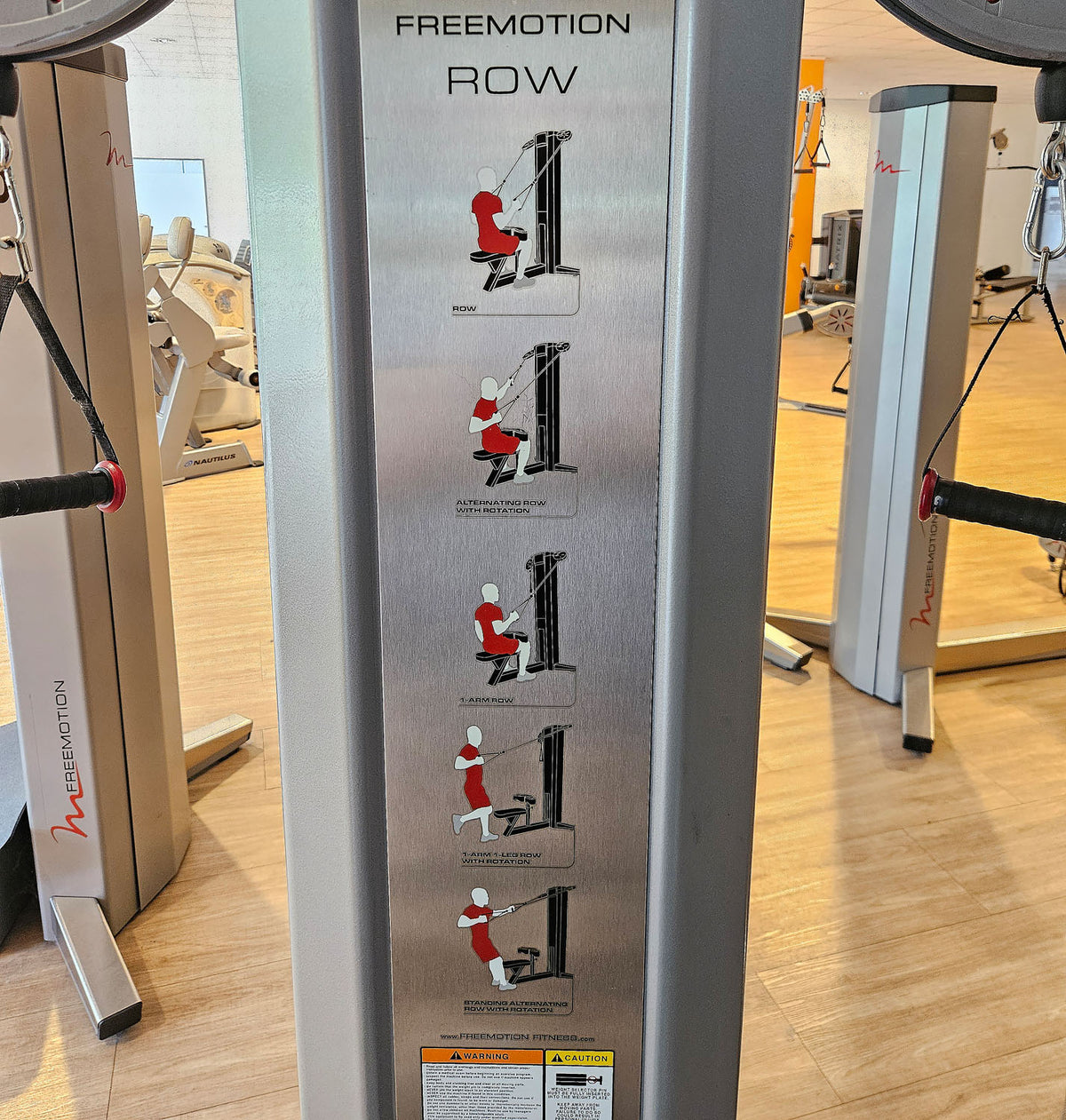 Freemotion Row G604 - Cable rowing machine, rowing machine, back strength training device from the Genesis series, frame color silver, used - refurbished condition