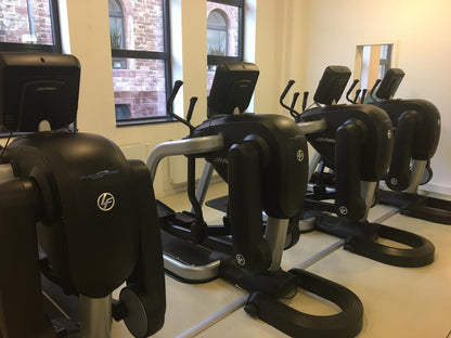 Life Fitness 18 Stk. Cardiogeräte Set, Discover SE Konsolen, Touch, gebraucht - überholter Zustand!