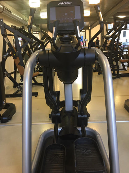 Life Fitness 18 Stk. Cardiogeräte Set, Discover SE Konsolen, Touch, gebraucht - überholter Zustand!