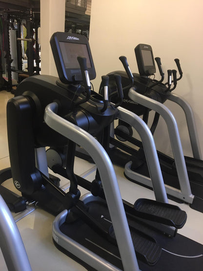 Life Fitness 18 Stk. Cardiogeräte Set, Discover SE Konsolen, Touch, gebraucht - überholter Zustand!