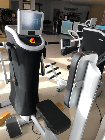 eGym 8er Kraft Zirkel, 8 Kraftgeräte, inkl. PREMIUM Software, Gewartet von eGym, Baujahr 2014, gebraucht - Top Zustand