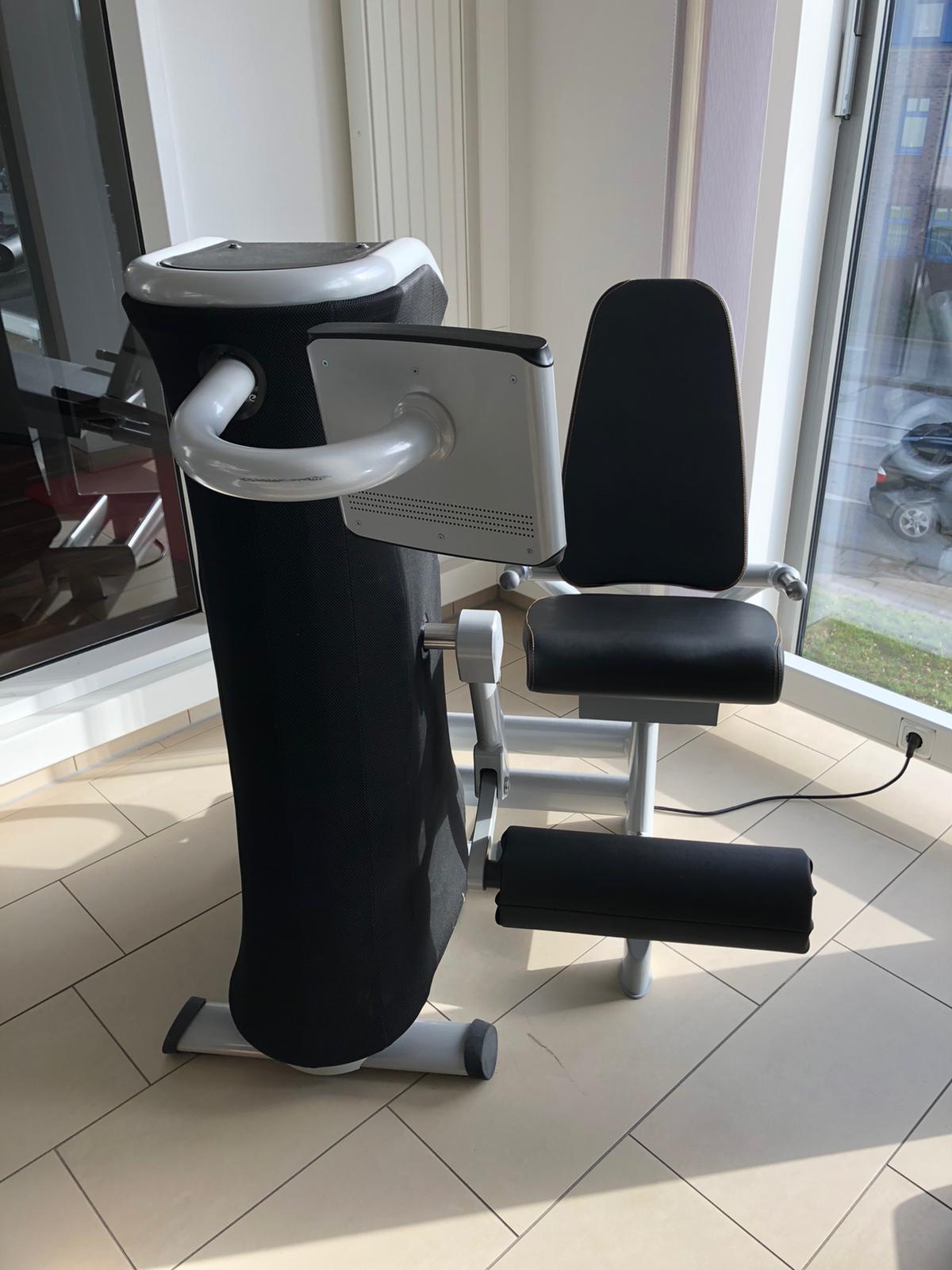 eGym 8er Kraft Zirkel, 8 Kraftgeräte, inkl. PREMIUM Software, Gewartet von eGym, Baujahr 2014, gebraucht - Top Zustand