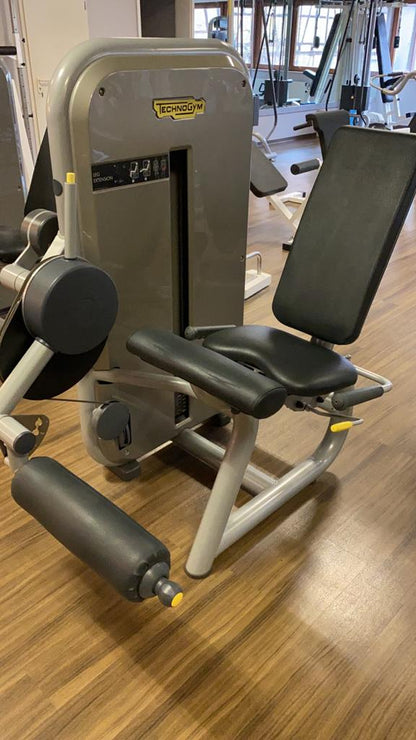 TechnoGym strength training equipment park 16 fitness machines in a set, used - refurbished condition