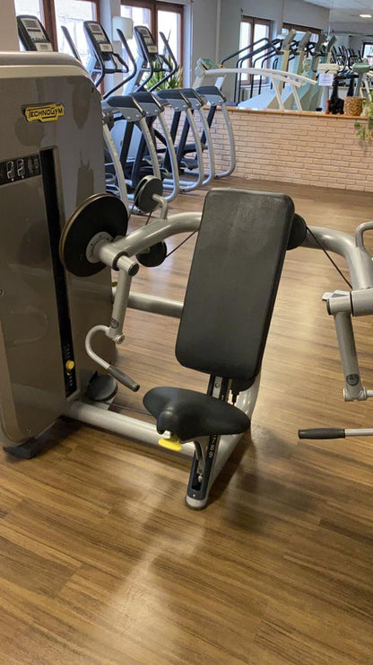 TechnoGym strength training equipment park 16 fitness machines in a set, used - refurbished condition