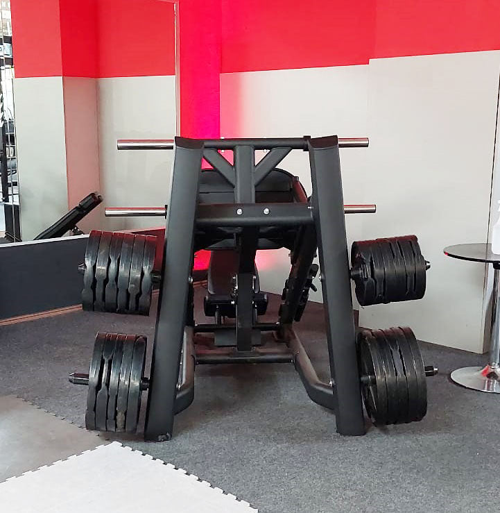 DankSport Beinpresse 45° Grad mit Scheibenaufnahmen Plate loaded, Leg Press, Silber und Schwarz - NEU