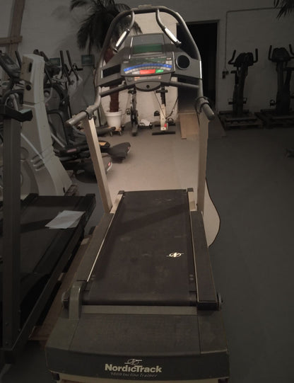 NordicTrack 9800 Treadmill / Incline Trainer, NordicTrack, used - refurbished condition