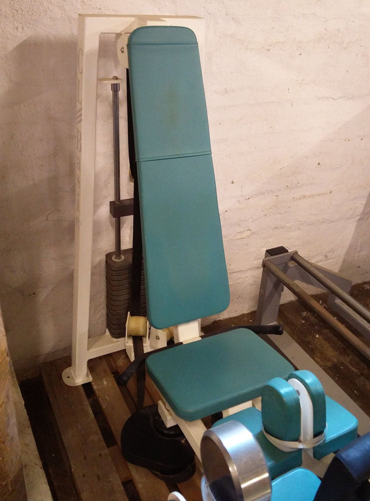 Adduktorenmaschine, Competition Line, 75kg Steckgewichte, Weiß, gebraucht mit Gebrauchsspuren