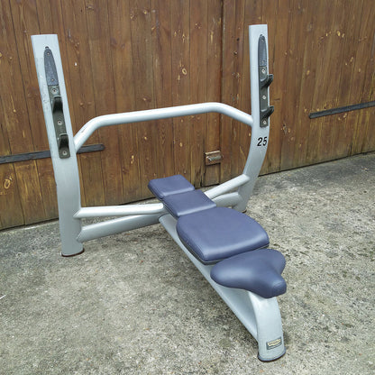 TechnoGym Selection Line Kraftgeräte Set-/Park mit 10 Fitnessgeräten, weitere Geräte auf Wunsch, gebraucht, geprüft und aufbereitet