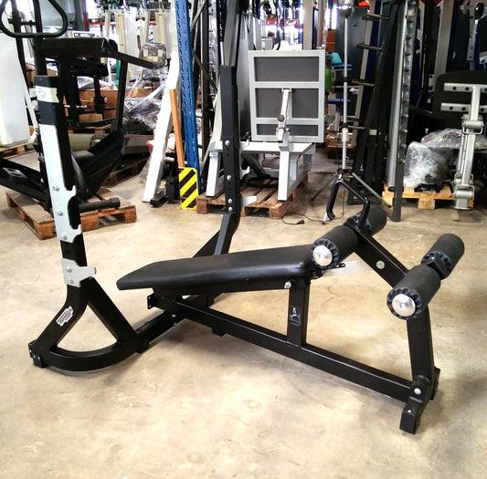 TechnoGym Pure Strength, Olympic Decline Bench, Negativdrückerbank, wenig genutzt, gebraucht