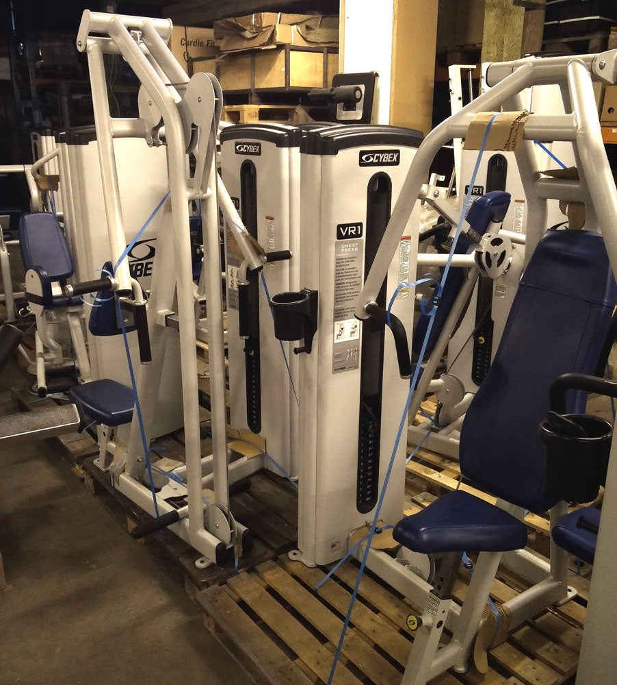 Cybex VR1 Set mit 11 Kraftgeräten, moderne Fitnessgeräte aus Showroom, Ausstellungsgeräte - sehr guter Zustand