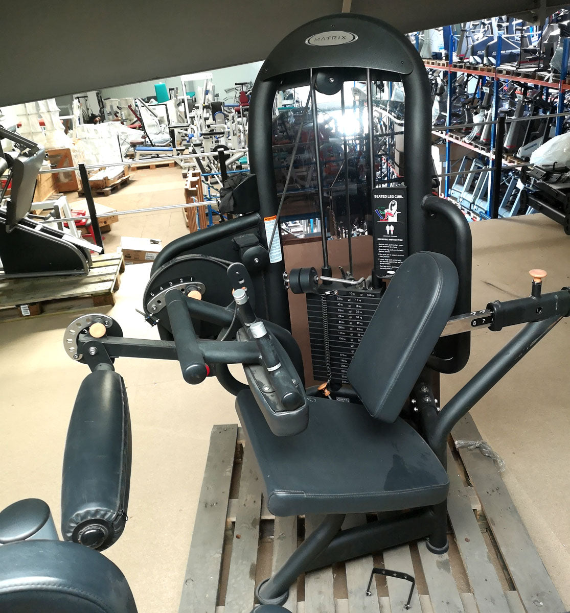 Matrix Aura G3-S72 Beinbeuger sitzend, Leg Curl, Farbe Schwarz oder Silber, gebraucht - überholter Zustand