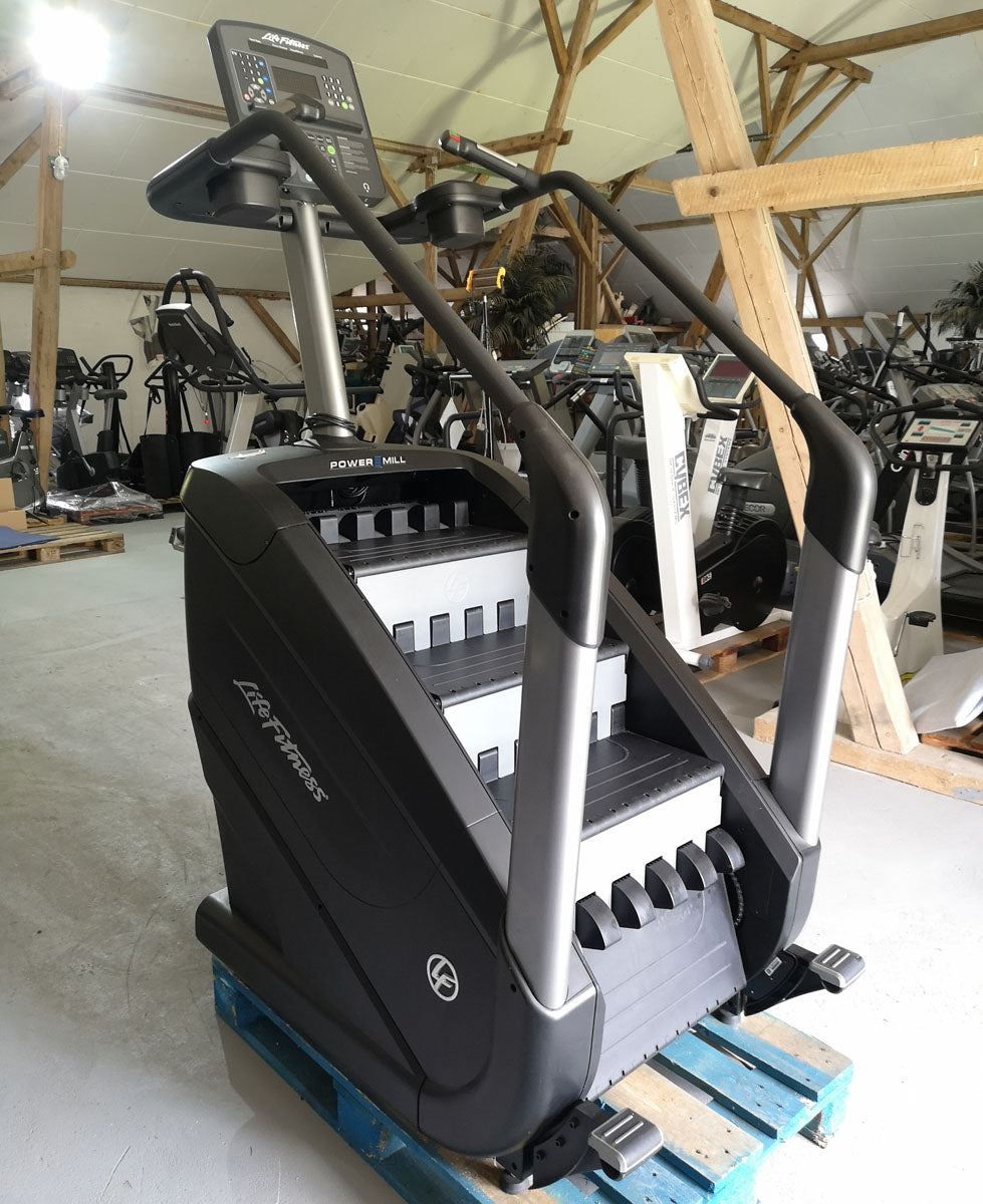 Life Fitness Powermill Climber, Treppe, Stepper, Climbmill, Nur 2 Jahre alt, 1 Jahr in Nutzung, Top Zustand, Farbe Titanium Storm, gebraucht