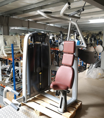 TechnoGym Latzug, Vertical Traction, Pulldown, Selection Line - Neues Modell mit Plastikverkleidung, Polster Braun, gebraucht - überholter Zustand