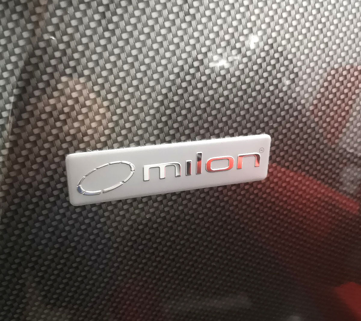 Milon PREMIUM Kraft-Ausdauer Zirkel in Carbon, Baujahr 2014, inkl. TV Ampel, Polster Rot, Ab-Adduktoren, gebraucht und generalüberholt - guter Zustand