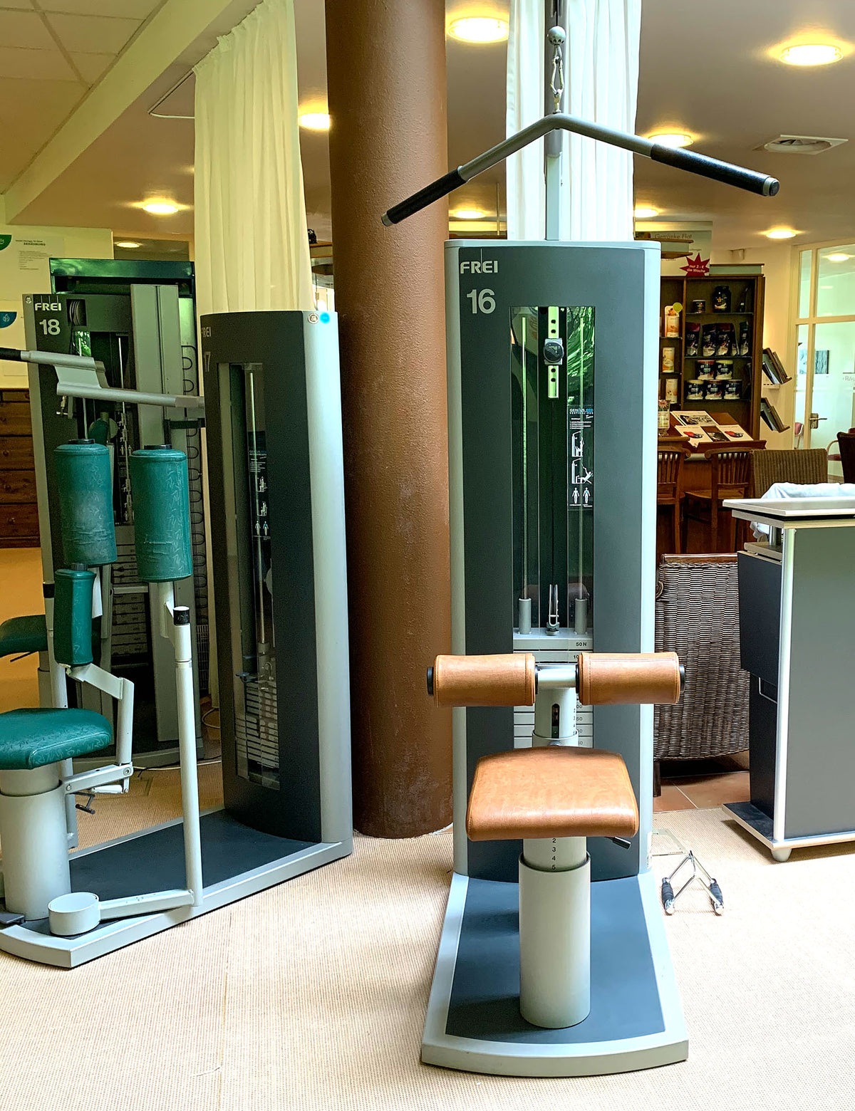Frei Genius Eco, 16 Kraftgeräte im Set, MPG, KGG, MED Zulassung, Medical Physio Serie, Silber, gebraucht - überholter Zustand