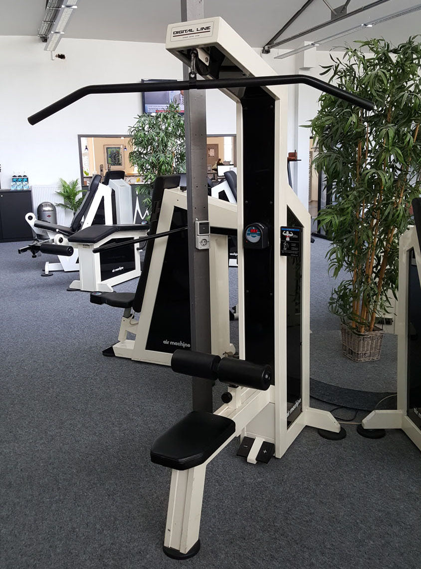Air Machine Circuit, 14 fitness devices with resistance via air pressure including compressor, similar to hydraulics, used at a special price
