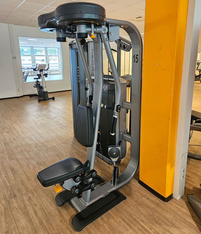 Matrix Ultra Pec Fly and Rear Delt G7-S22, Butterfly and Butterfly Reverse 2 in 1 combination machine, frame silver, used - refurbished condition