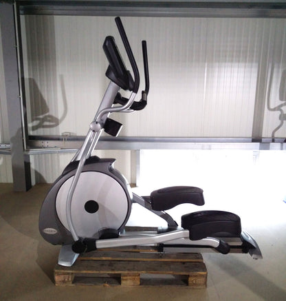 Matrix E5x Crosstrainer, Neues Modell, Elliptical Trainer, gebraucht - überholter Zustand