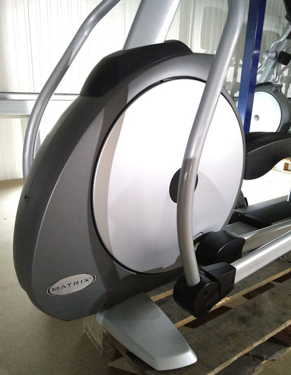 Matrix E5x Crosstrainer, Neues Modell, Elliptical Trainer, gebraucht - überholter Zustand
