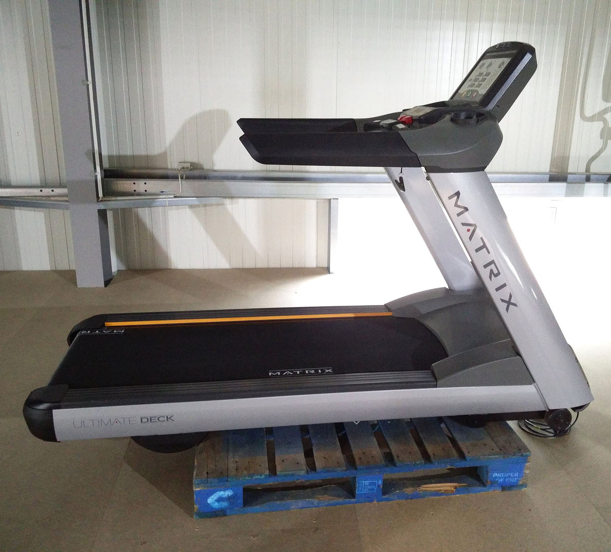 Matrix T5X Laufband, LED Konsole, gebraucht - überholter Zustand inkl. neuer Laufdecke