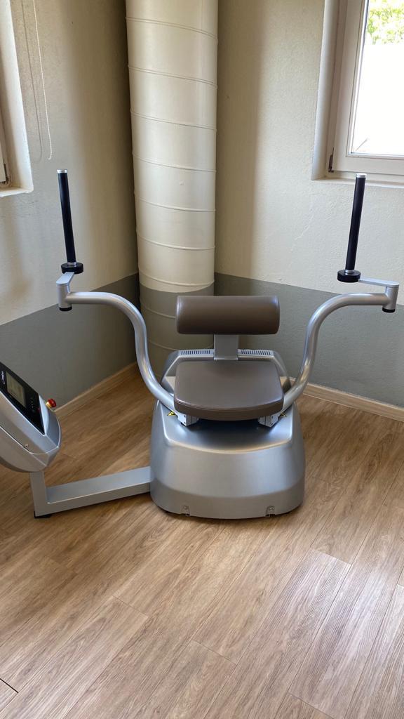 Milon PREMIUM 13-seater strength circuit in aluminum, built in 2016, including TV tower light, used, as good as new - top condition