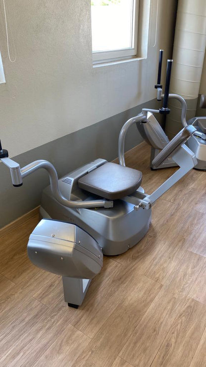 Milon PREMIUM 13-seater strength circuit in aluminum, built in 2016, including TV tower light, used, as good as new - top condition