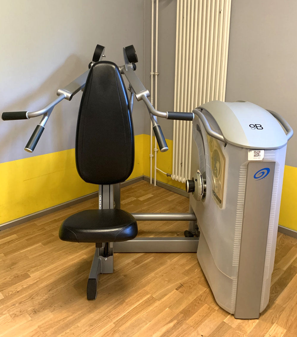Nautilus One, 11 Kraftgeräte im Set, Nachfolger der legendären Nitro Fitness Serie, Silber, gebraucht - überholter Zustand