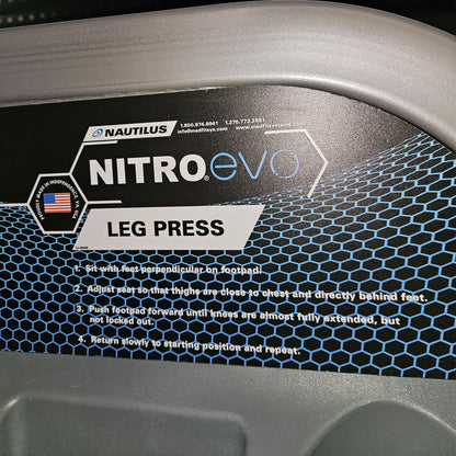 Nautilus Nitro EVO Leg Press, Beinpresse sitzend, 218kg Gewichtsblock, Rahmenfarbe Silber, gebraucht - überholter Zustand
