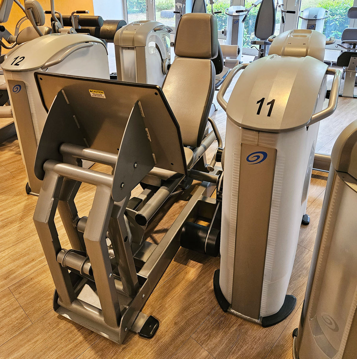 Nautilus ONE Leg Press, Beinpresse sitzend, Model S6LP, Rahmenfarbe Silber, gebraucht - überholter Zustand