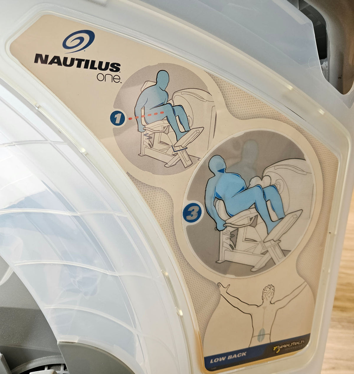 Nautilus ONE Low Back, Lower Back Machine, Rückenstreckermaschine, Hyperextension, Model S6LB, Rahmenfarbe Silber, gebraucht - überholter Zustand