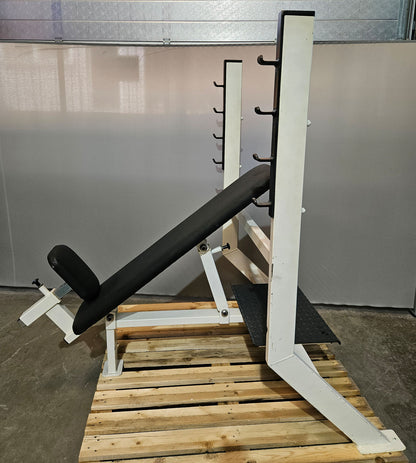 Olimp Schrägdrückerbank, Olympic Incline Bench, Hantelbank Schrägbankdrücken, Rahmenfarbe Weiß, gebraucht mit Gebrauchsspuren