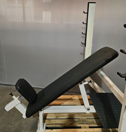 Olimp Schrägdrückerbank, Olympic Incline Bench, Hantelbank Schrägbankdrücken, Rahmenfarbe Weiß, gebraucht mit Gebrauchsspuren