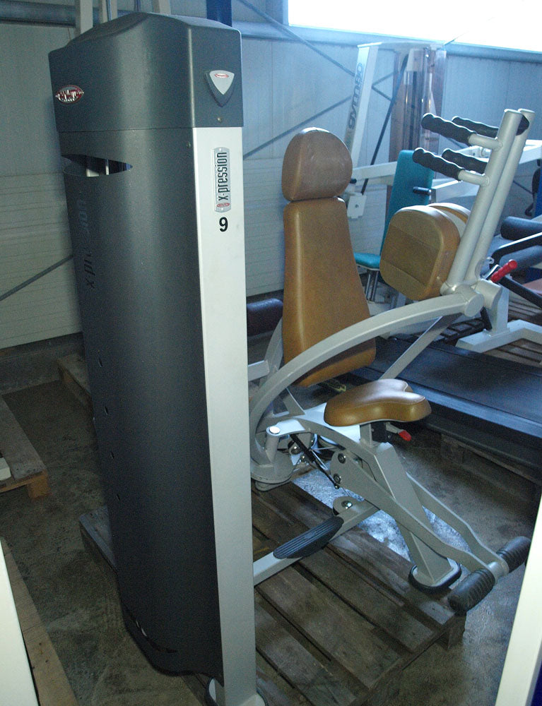 Panatta, Butterfly mit Einstiegshilfe, Pectoral Machine, Pec Fly, Farbe Silber, gebraucht - geprüfter Zustand