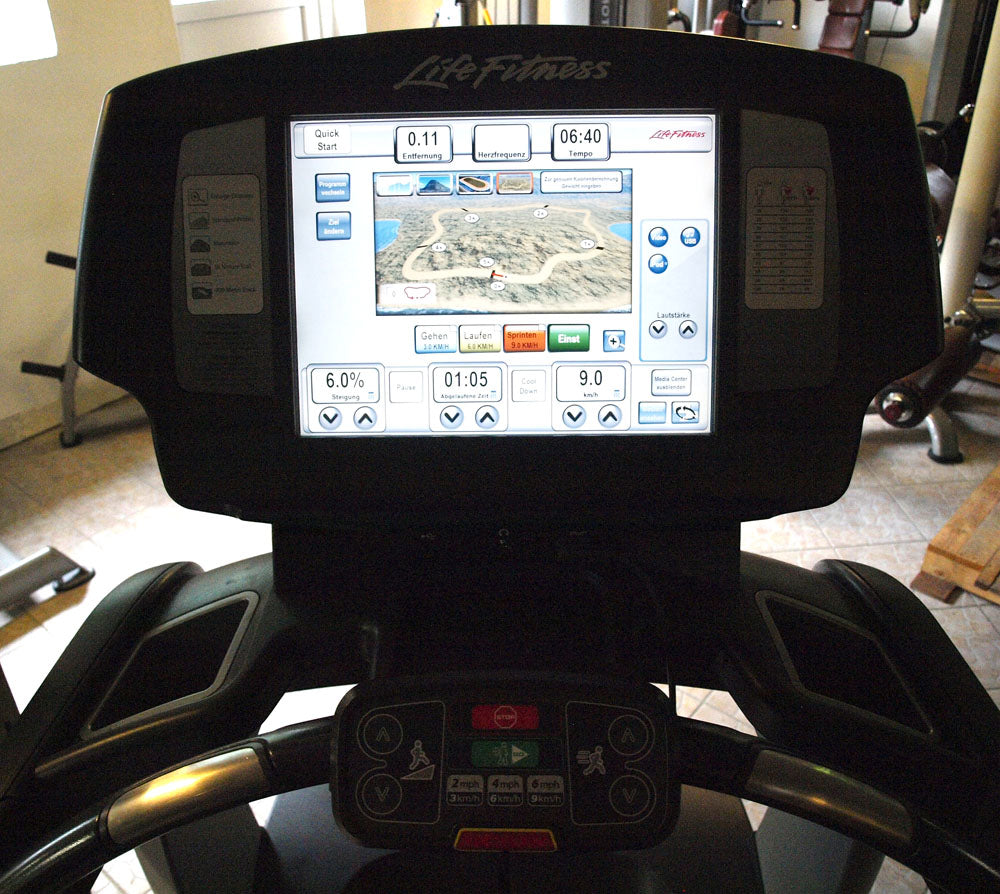 Life Fitness Elevation Series 95 Engage cardio equipment, 10 cardio machines in a set, touchscreen displays, used - refurbished condition