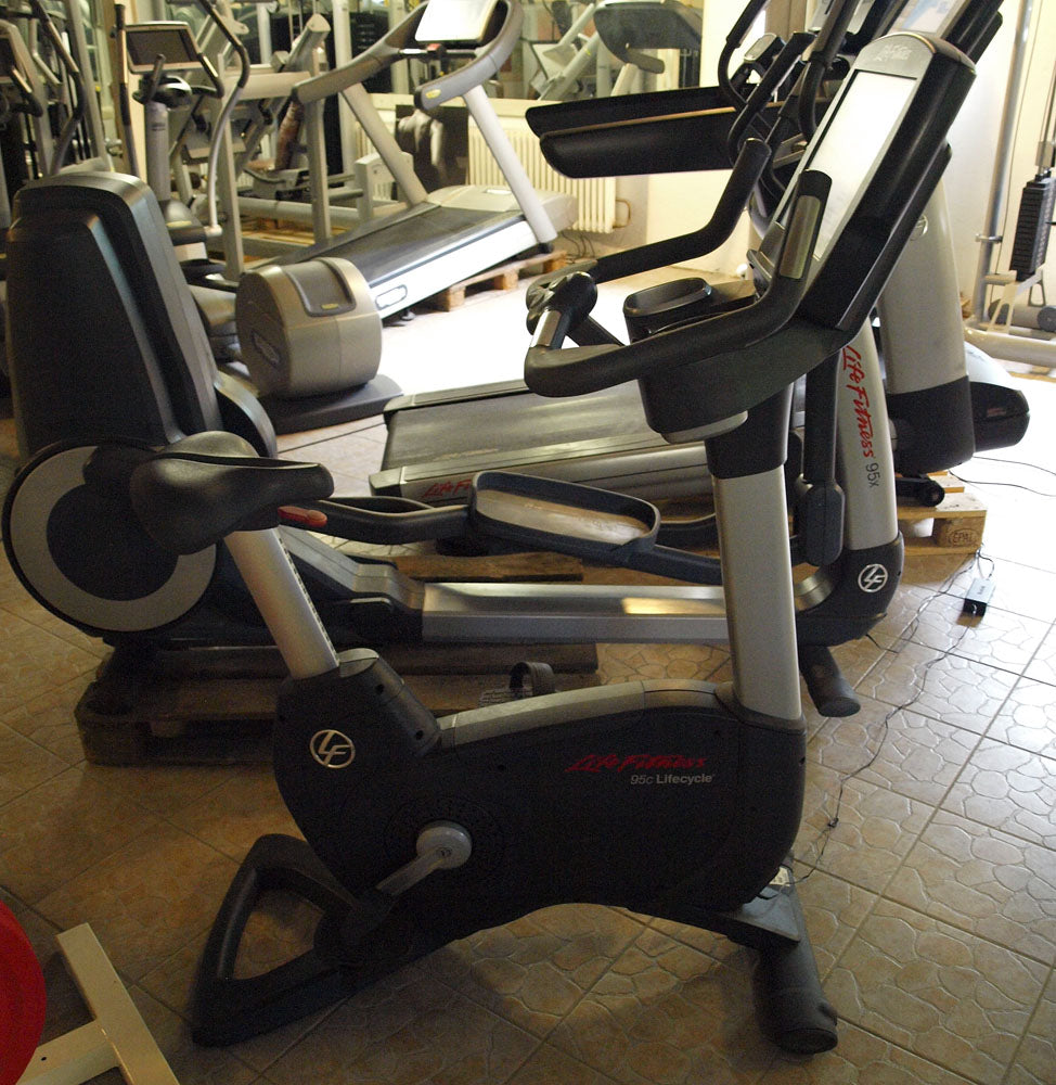 Life Fitness Ergometer 95C - Elevation Series 95c - Engage 7" Touchscreen Konsole, gebraucht - überholter Zustand