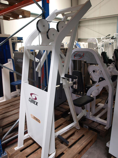 Cybex Kraftgerätepark, gebraucht, 10 Fitnessgeräte, Fitnessstudio Ausstattung