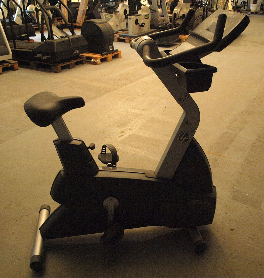 Life Fitness Silverline Cardiogerätepark, 7 Cardiogeräte, gebraucht - überholter Zustand