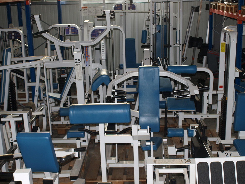 Paramount Gerätepark, 25 Kraftgeräte, Fitnessstudio Ausstattung, gebraucht