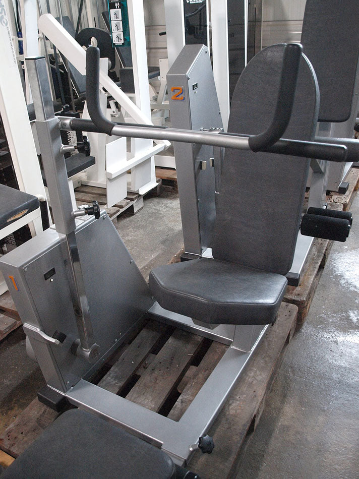 effective Zirkel - 9 Fitnessgeräte, Circuit Training, Farbe Silbergrau, gebraucht