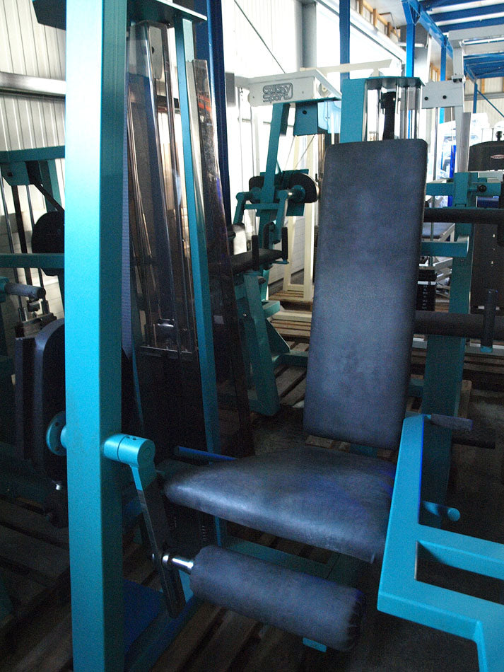 Gym 80 Gerätepark, Edition Line, 13 Kraftgeräte mit Plexiglasverkleidung, gebraucht