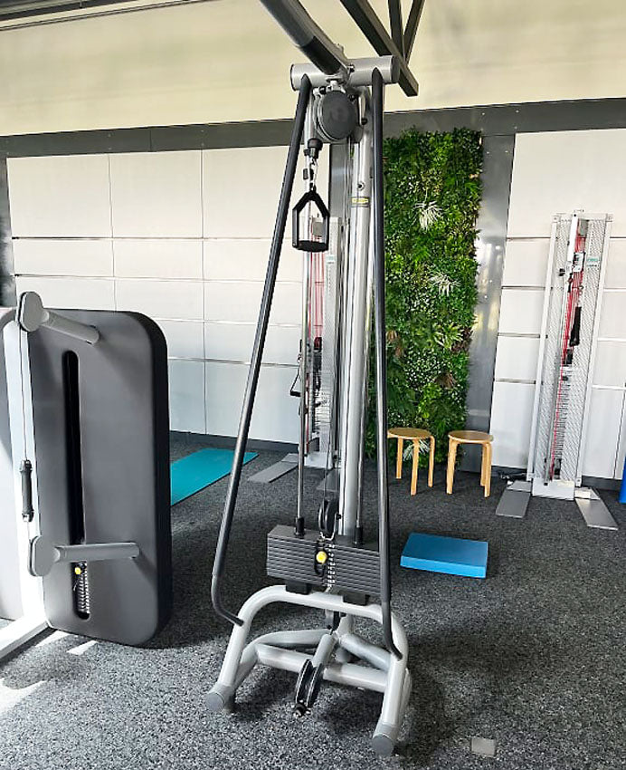 TechnoGym 13 Kraftgeräte im Set, Element Line Serie, gebraucht - überholter Zustand
