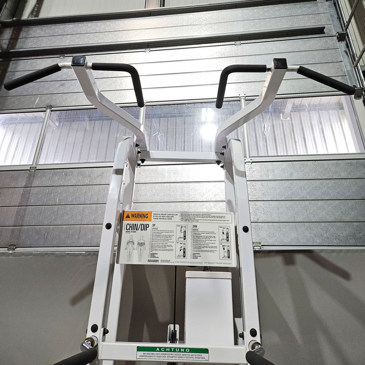 Paramount Chin-Dip Model PL4000 - Dip-Klimmzugmaschine mit Gewichtsunterstützung, Made in USA, gebraucht - geprüfter Zustand