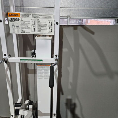 Paramount Chin-Dip Model PL4000 - Dip-Klimmzugmaschine mit Gewichtsunterstützung, Made in USA, gebraucht - geprüfter Zustand