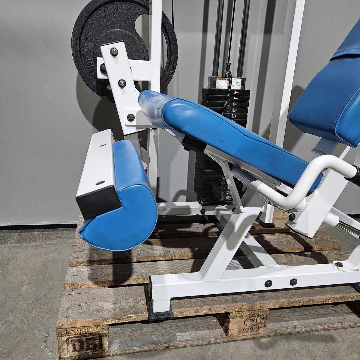 Paramount Leg Extension Model PL 2000 - Beinstrecker, Kniestrecker, Made in USA, Farbe Weiß, gebraucht - geprüfter Zustand