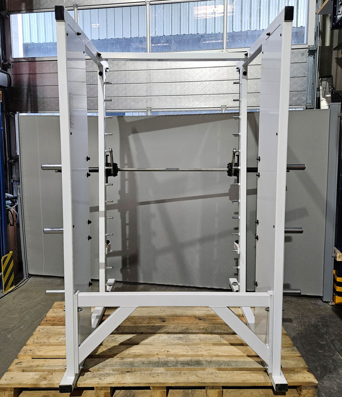 Paramount Multi-Press, Smith Machine, Performance Line, Oldschool Bodybuilding Strength Equipment, Frame Color White, Used - Tested Condition